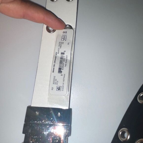 NOBO BELT 38MM DBL GROMMET REV, BLACK/WHITE - Picture 5 of 13